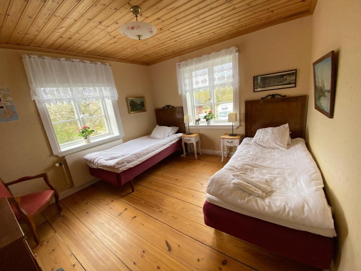 Spjutsbygds Gards Bed And Breakfast Rodeby Kültér fotó